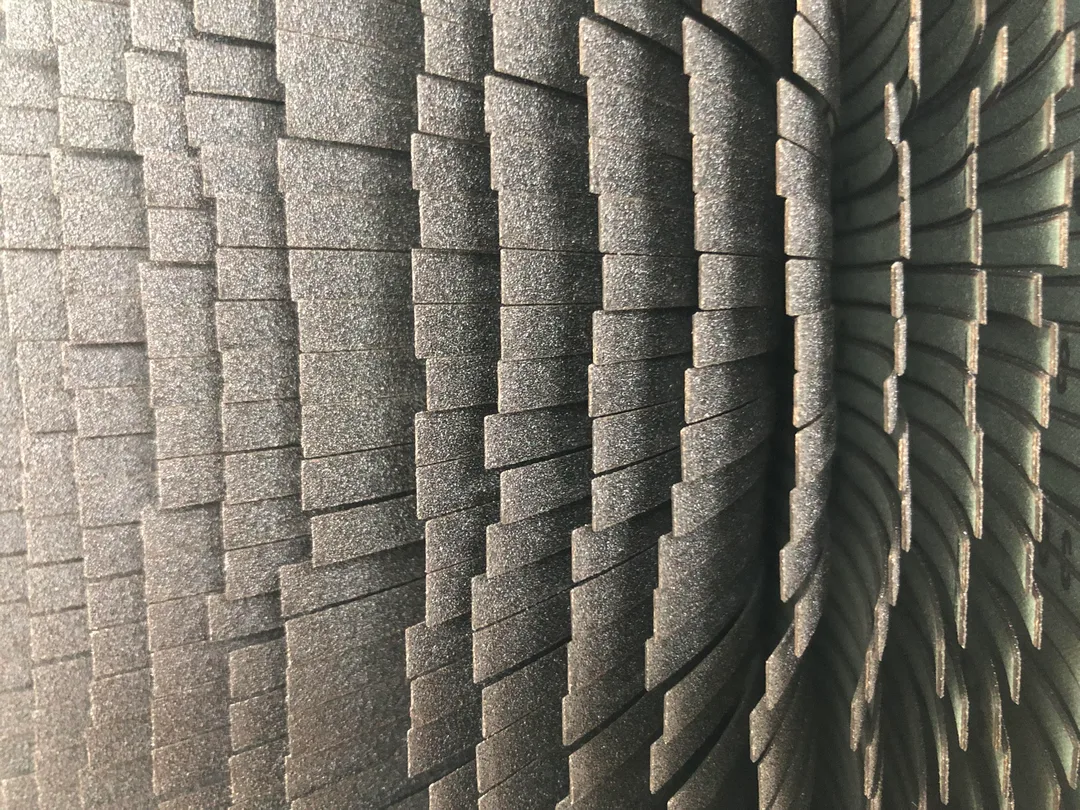 Cut abrasive paper