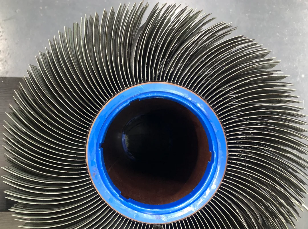 Cut abrasive roller